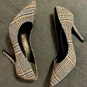 CHARLES by Charles David Herringbone Pumps